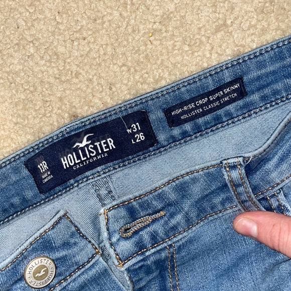 Hollister Jeans - Picture 2 of 2